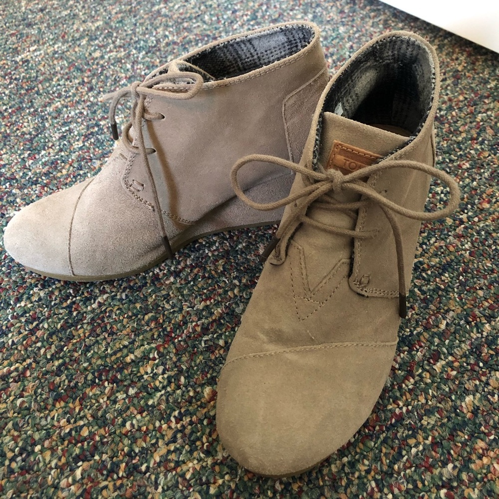 Women’s Toms Wedge Booties